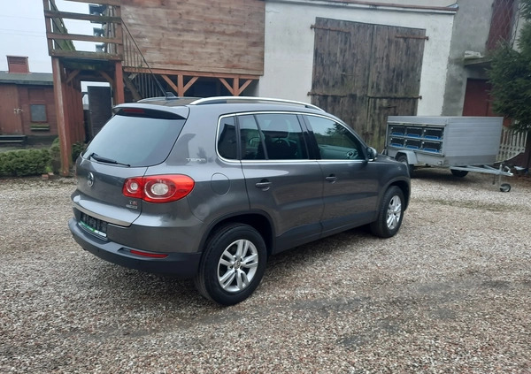 Volkswagen Tiguan cena 35900 przebieg: 208000, rok produkcji 2011 z Olsztyn małe 79